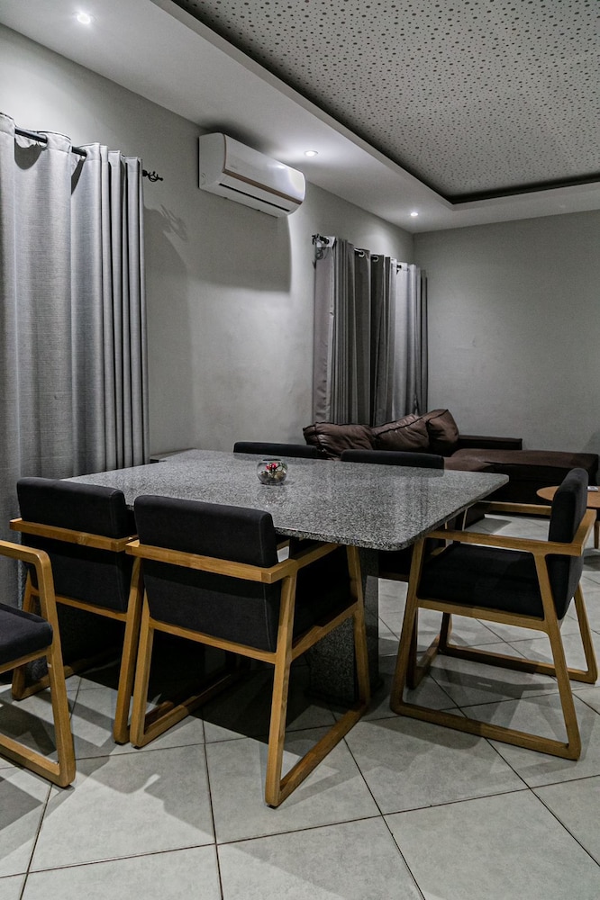 ossanzaia bilene lodge