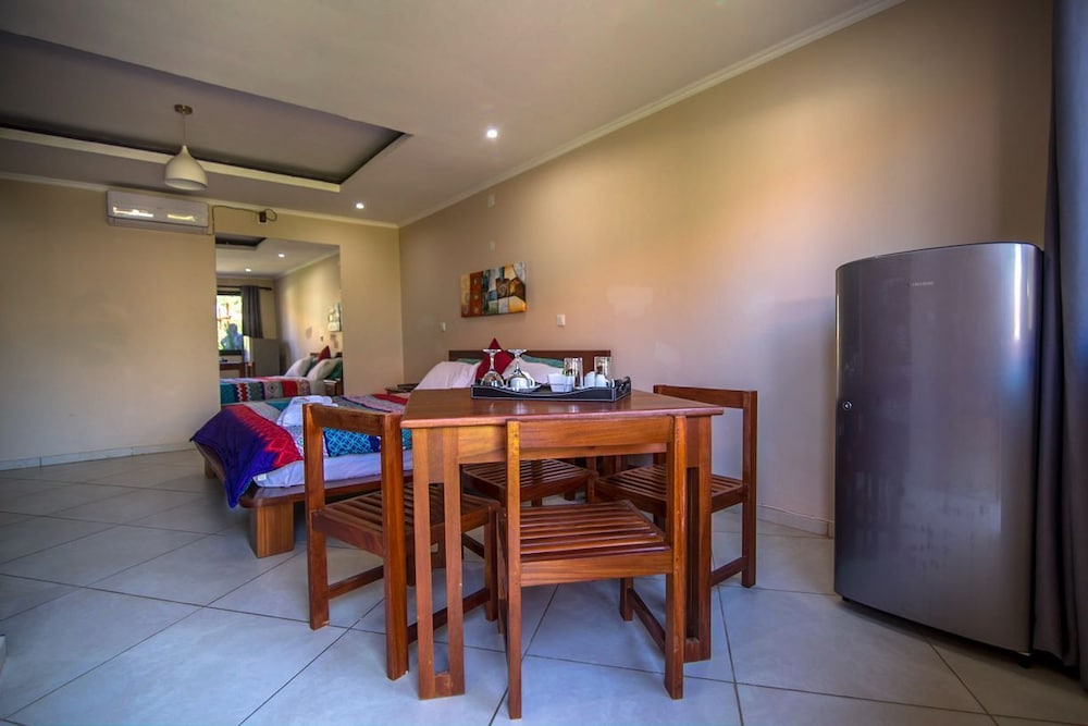 ossanzaia bilene lodge