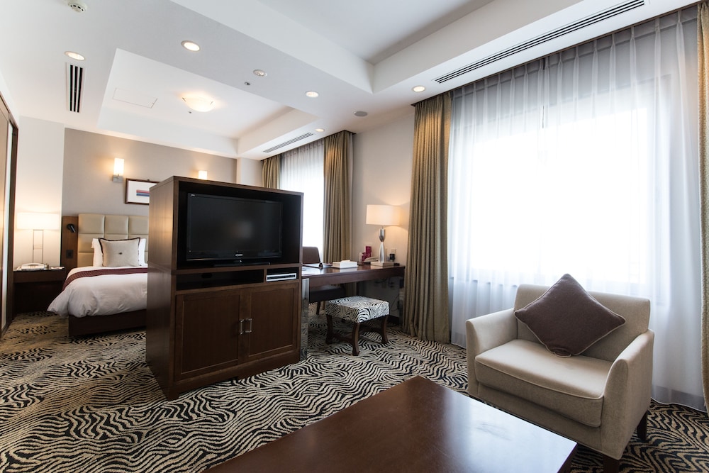 ana crowne plaza yonago by ihg