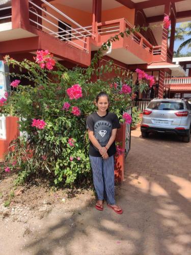 leon hide out guest house