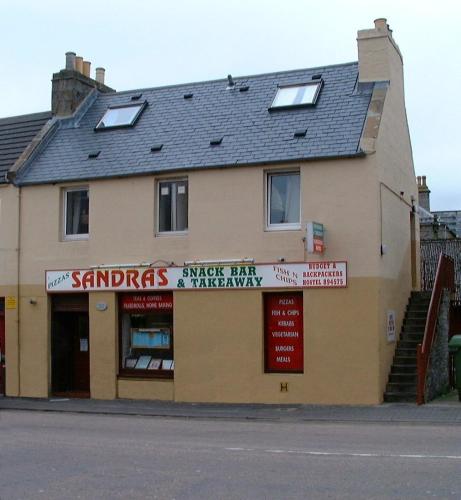 sandras backpackers hostel