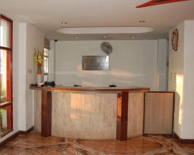 hotel gomti nandan palace