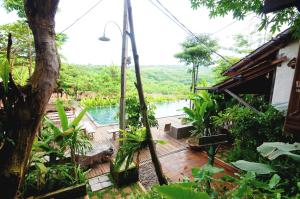 desa alamanis resort vila