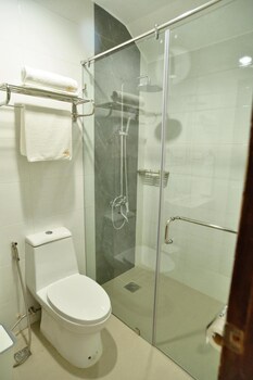 Hotel Formosa Daet,Naga>>Daet,3 star