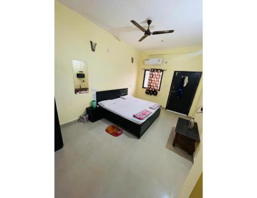 Hotel Shiv Sadhna,India>>Sarangpur,2 star