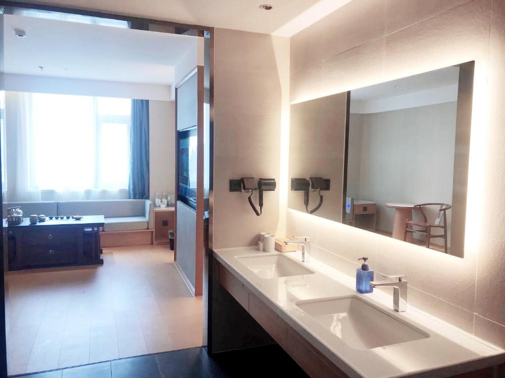 hanting premium hotel shenyang taiyuan street metro station