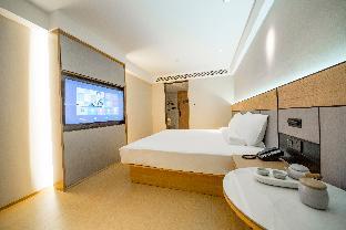 hanting premium hotel shenyang taiyuan street metro station