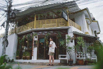 Past Tense Hostel,Ideally Located In The Old City Area, Floating House Hostel Promises A Relaxing And Wonderful Visit.,2 star