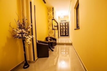 hotel extravagance