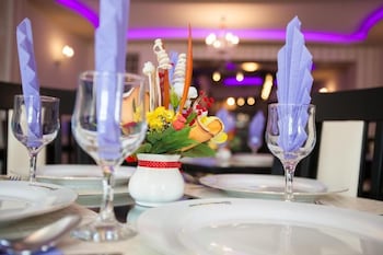 hotel extravagance