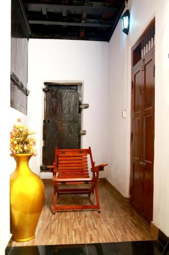 cotelac heritage lake resort alleppey