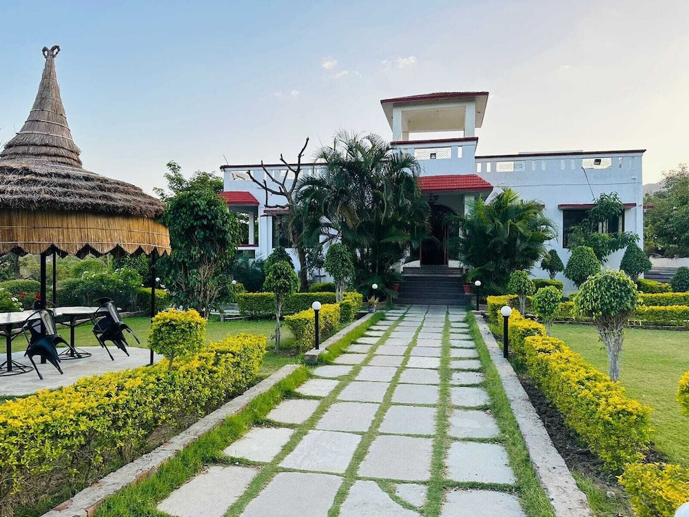 the lal bagh resort
