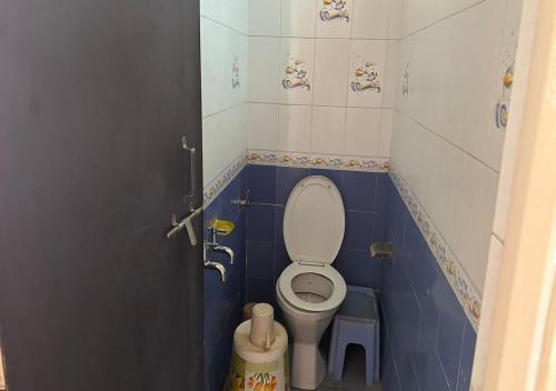 sarang lodging and boarding