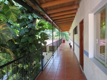 hotel posada comala