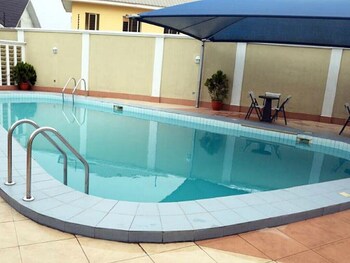 Carlisle Hotel,,3 star