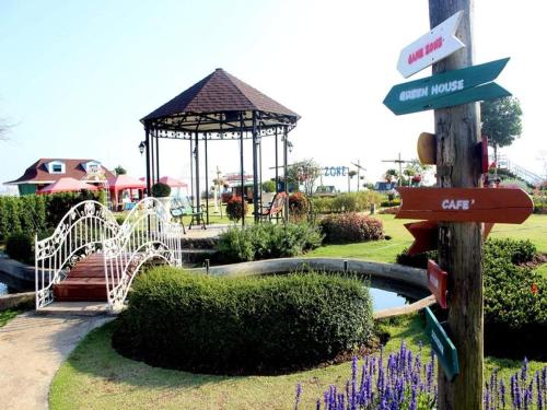 montana cotswolds resort