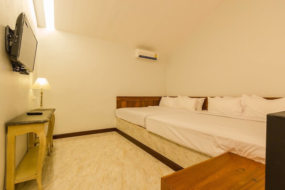 chateau de bear hotel