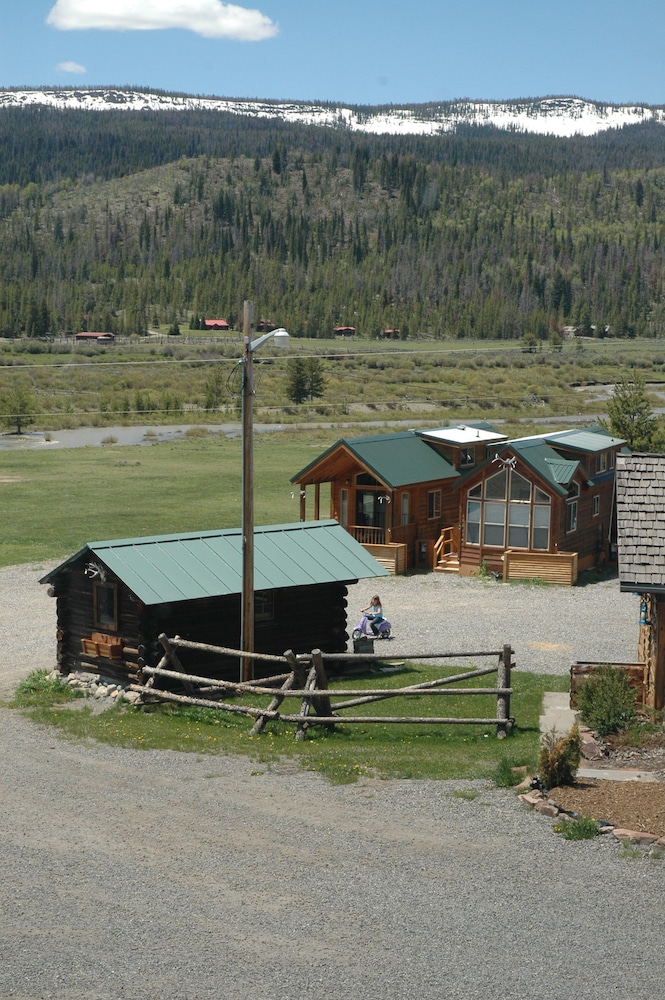 lava mountain lodge