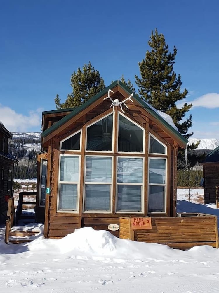 lava mountain lodge