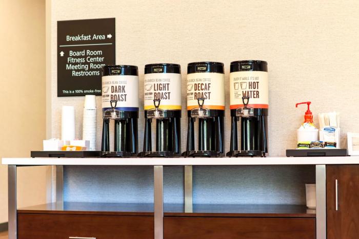 hampton inn lead