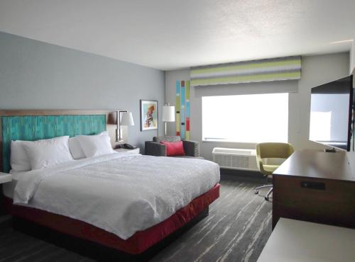 hampton inn lead