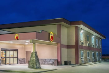 super 8 by wyndham innisfail