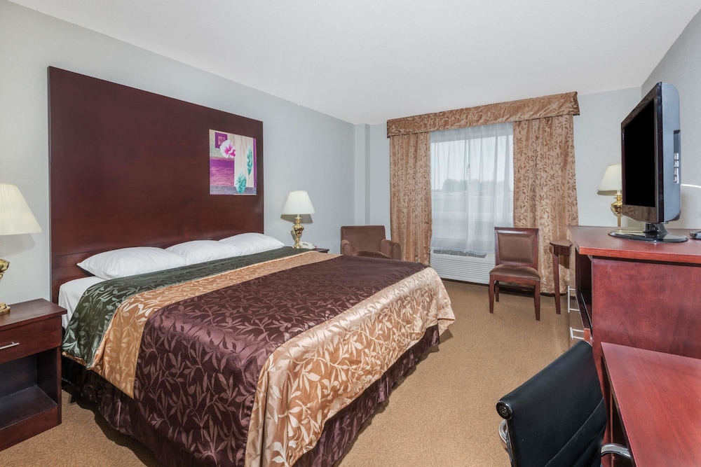 super 8 by wyndham innisfail