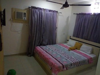 buggatti hotel and suites