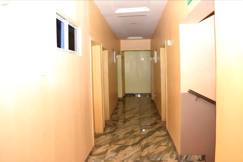 buggatti hotel and suites