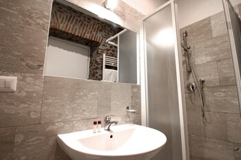 new generation hostel rome center