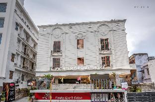 hotel pioneer grand palace