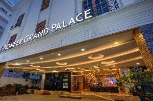 hotel pioneer grand palace