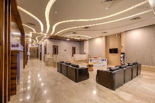 hotel pioneer grand palace