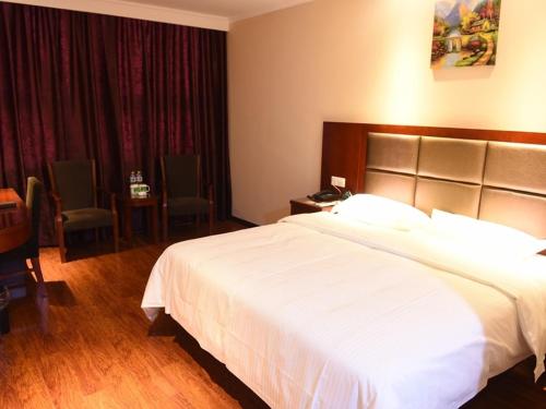 greentree inn suqian bawangjuding square express hotel