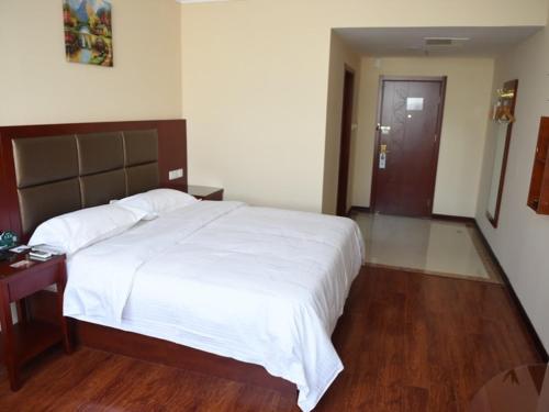 greentree inn suqian bawangjuding square express hotel