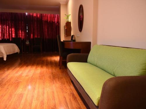 greentree inn suqian bawangjuding square express hotel