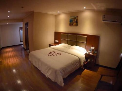 greentree inn suqian bawangjuding square express hotel