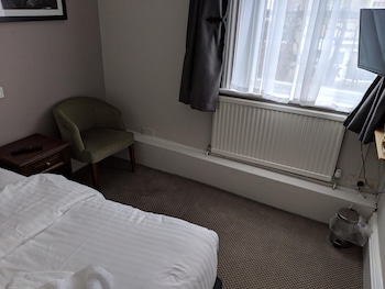 white hart andover by marstons inns