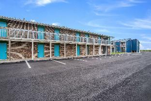 rodeway inn at somers cove marina