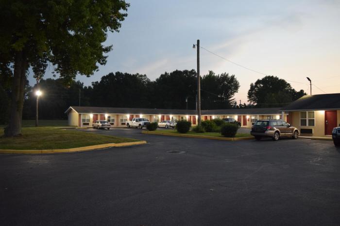 white oaks motel pennsville carneys point
