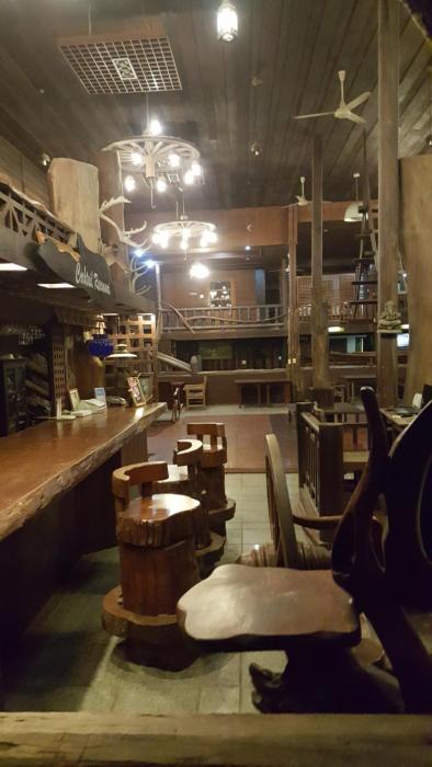 ruean mai chai khlong