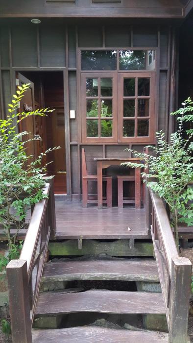 ruean mai chai khlong