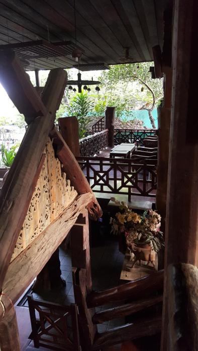 ruean mai chai khlong