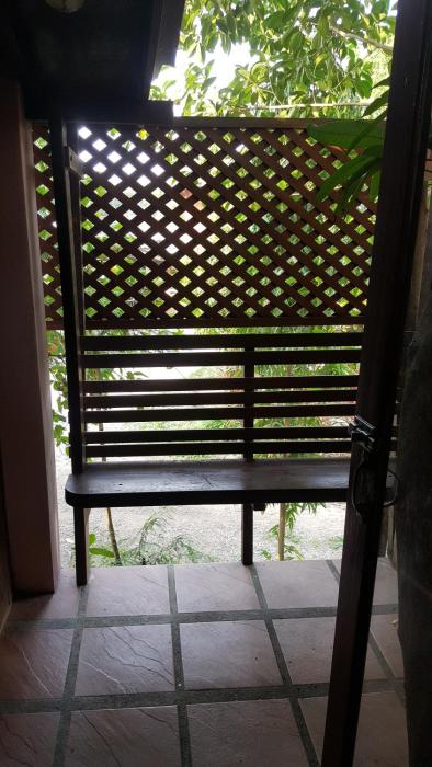 ruean mai chai khlong