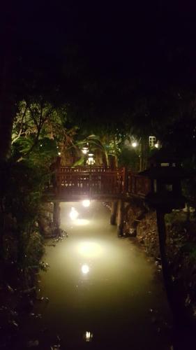 ruean mai chai khlong