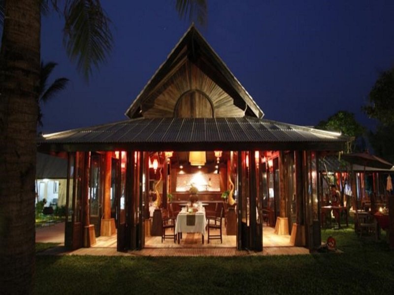 chivaree hotel and resort