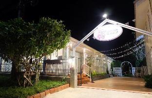 the white village ranong resort