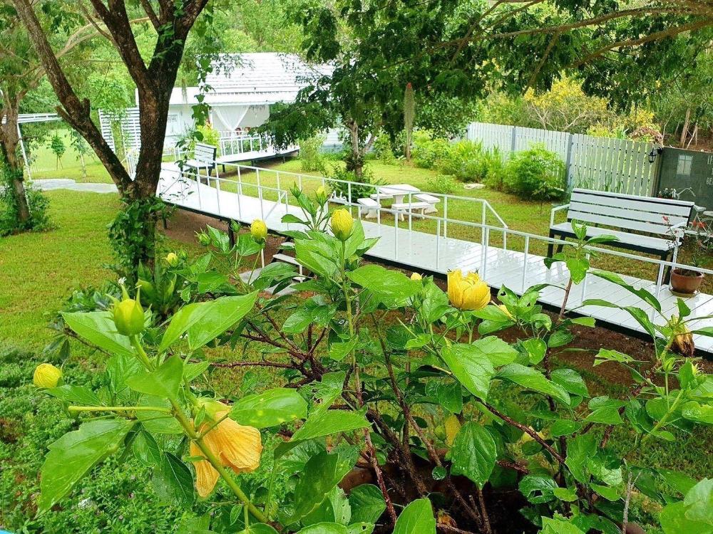 the white village ranong resort