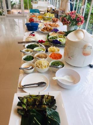 the white village ranong resort