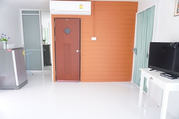 the white village ranong resort